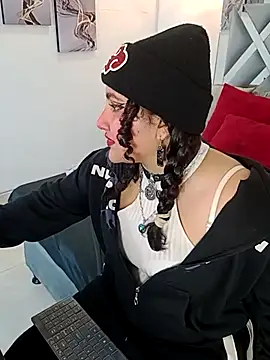 Liily Foxxy online show from April 2026 11:05:01 AM