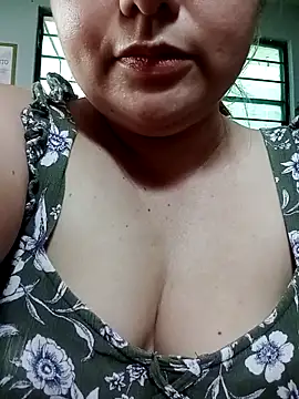 jennyyhottt online show from May 2026 06:02:02 PM