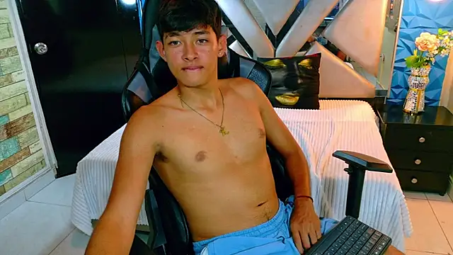 Tigger Collins online show from March 2026 08:38:01 PM