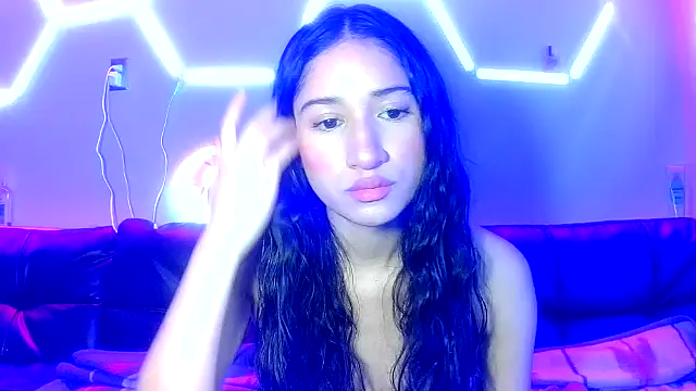 SUGARCAKEBABY online show from March 2026 08:47:01 PM