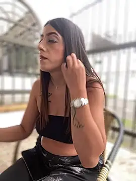 Electra Pinkk online show from April 2026 02:10:02 PM