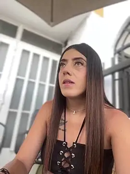 Electra Pinkk online show from April 2026 01:46:01 PM