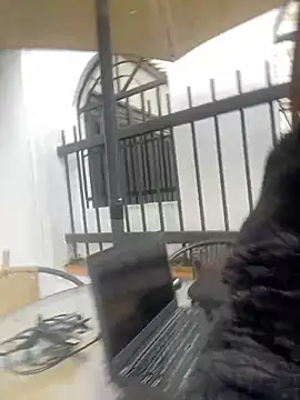 Electra Pinkk online show from March 2026 01:33:02 PM