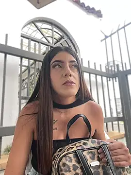 Electra Pinkk online show from March 2026 01:13:01 PM