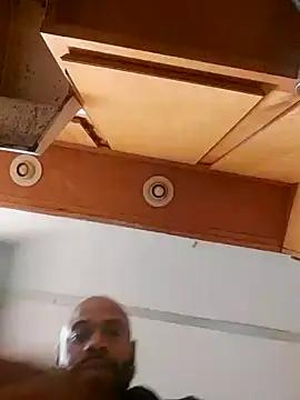 Walker 85 online show from March 2026 02:37:01 AM