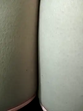 Amanda  ena- online show from April 2026 02:43:01 PM