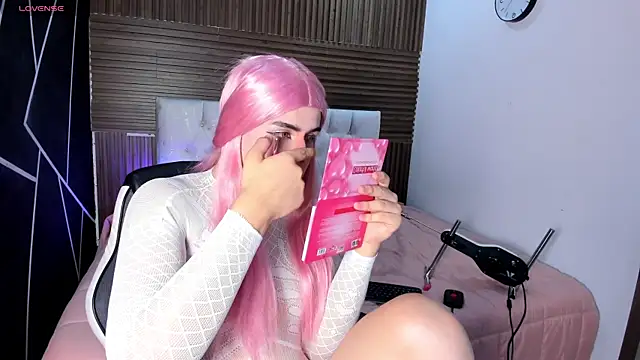 SophieWolf  online show from March 2026 05:10:02 AM