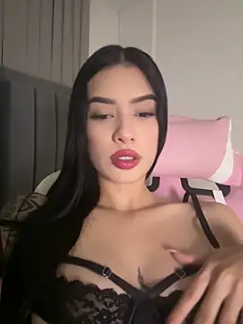 Valen Gia online show from March 2026 01:11:01 AM