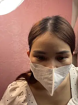 Emma 2603 online show from April 2026 01:39:01 PM