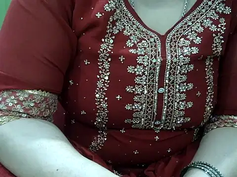 HouseWife4466 online show from March 2026 05:33:02 AM