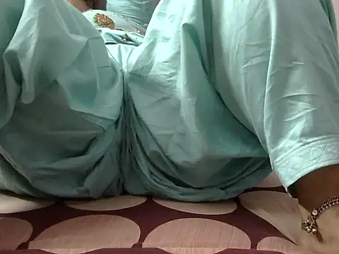 HouseWife4466 online show from April 2026 07:26:02 AM