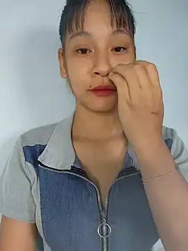 Snapshot of -Hicici- chatting on July 2026 11:05:02 PM -Hicici- online show from July 2026 11:05:02 PM
