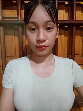 Snapshot of -Hicici- chatting on July 2026 12:05:02 PM -Hicici- online show from July 2026 12:05:02 PM