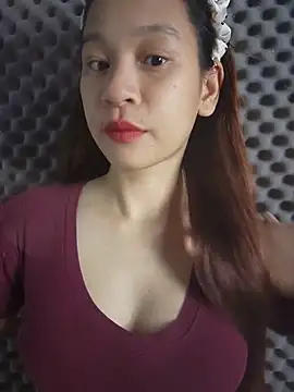 Snapshot of -Hicici- chatting on July 2026 11:57:02 PM -Hicici- online show from July 2026 11:57:02 PM