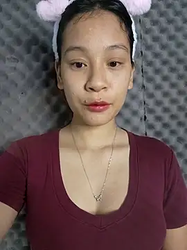 Snapshot of -Hicici- chatting on July 2026 01:28:02 AM -Hicici- online show from July 2026 01:28:02 AM