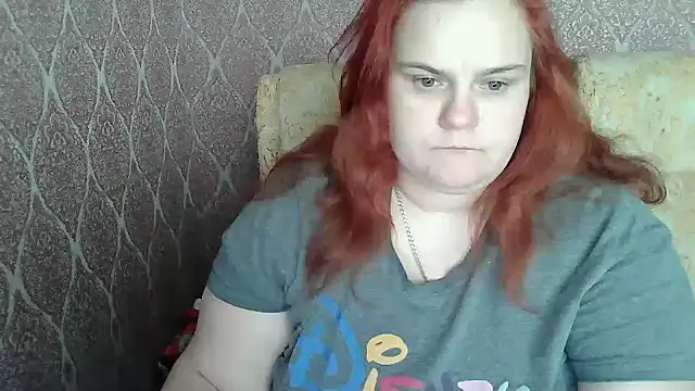 DollyGersonn online show from April 2026 12:30:01 PM