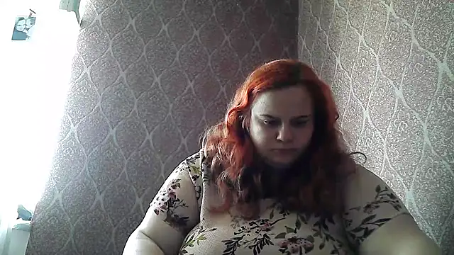 DollyGersonn online show from May 2026 06:05:01 AM
