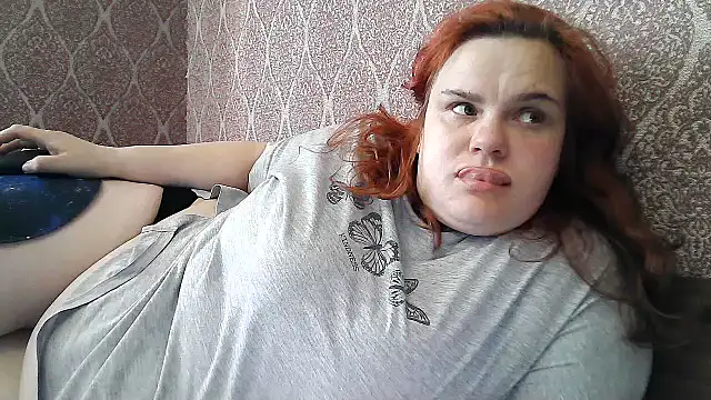 DollyGersonn online show from May 2026 03:49:02 PM