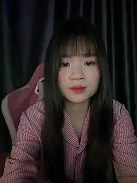 Cum-withyou online show from April 2026 04:04:02 PM