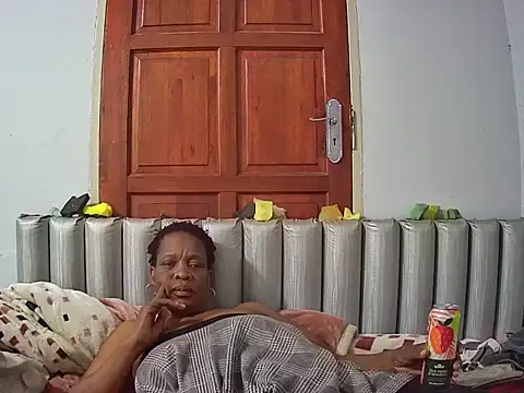 JoycyQueen online show from March 2026 06:32:01 PM