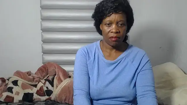 JoycyQueen online show from April 2026 08:57:02 PM
