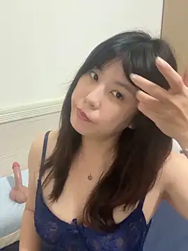 vivi131927 online show from May 2026 02:10:01 PM