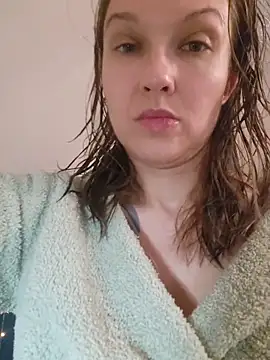 NicolePearl online show from March 2026 09:44:02 PM