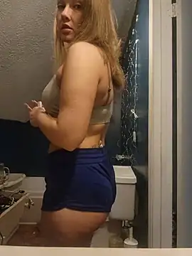 Snapshot of NicolePearl chatting on March 2026 11:53:01 PM NicolePearl online show from March 2026 11:53:01 PM