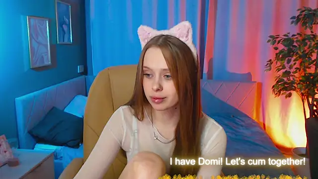 Snapshot of Megg_Ryan chatting on May 2026 02:04:02 PM Megg Ryan online show from May 2026 02:04:02 PM