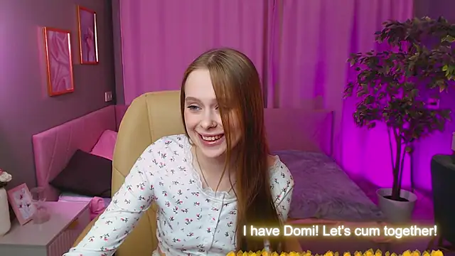 Snapshot of Megg_Ryan chatting on May 2026 02:06:02 PM Megg Ryan online show from May 2026 02:06:02 PM