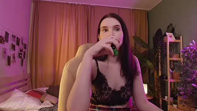 Snapshot of Kristen_Bellle chatting on April 2026 01:12:02 AM Kristen Bellle online show from April 2026 01:12:02 AM