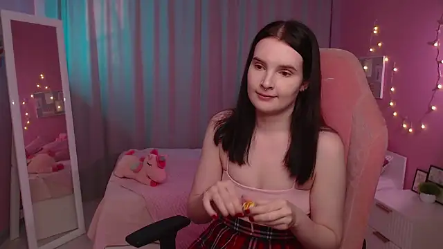 Snapshot of Kristen_Bellle chatting on April 2026 01:08:01 AM Kristen Bellle online show from April 2026 01:08:01 AM