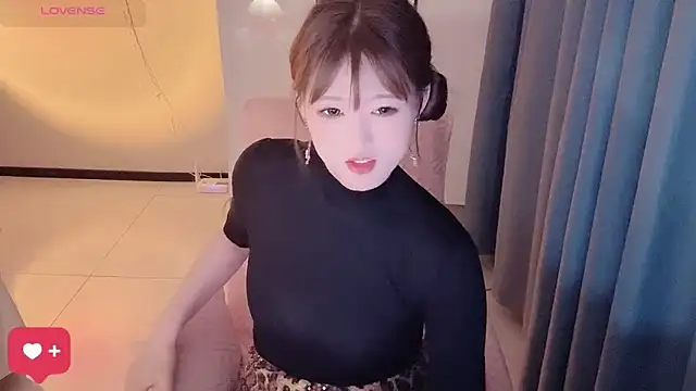 winnie-ww online show from May 2026 11:52:02 AM
