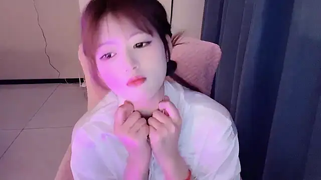 winnie-ww online show from May 2026 08:17:01 AM