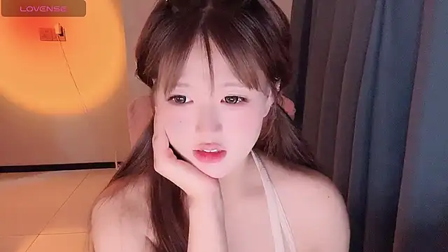 winnie-ww online show from May 2026 11:39:02 AM
