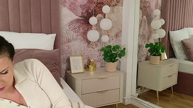 AnneRey online show from April 2026 03:34:02 AM