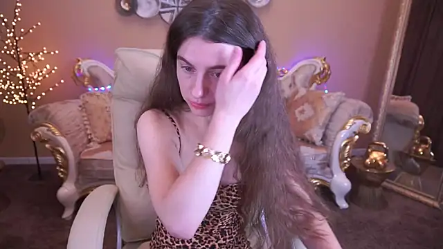 LittleJulii online show from March 2026 03:45:01 PM