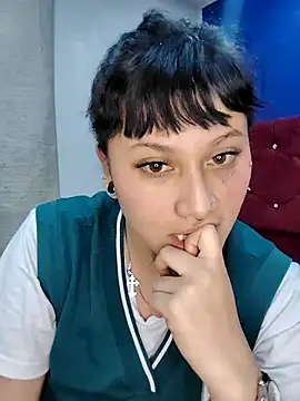 Snapshot of brunne_eva chatting on May 2026 05:32:02 AM brunne eva online show from May 2026 05:32:02 AM