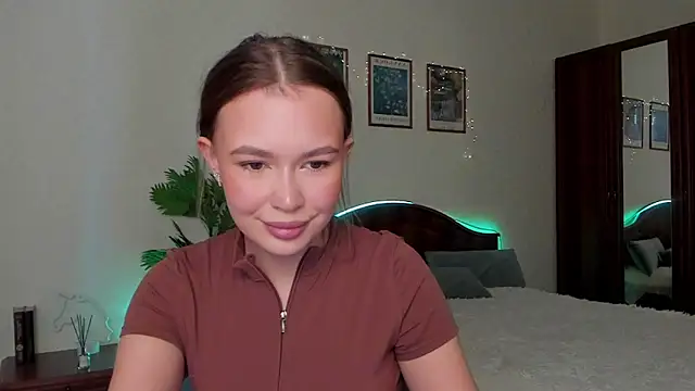 kittiangel00 online show from March 2026 12:19:02 PM