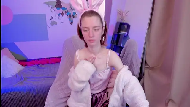 Pretty Victoria online show from March 2026 06:04:01 AM