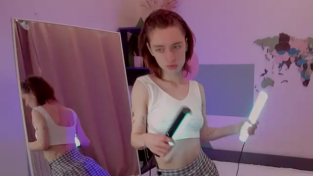 Pretty Victoria online show from April 2026 06:32:02 AM