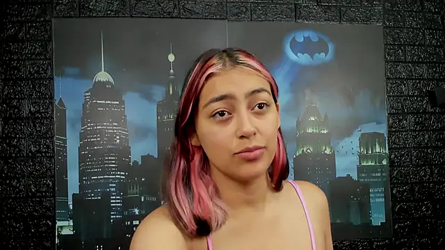 PinkyyPieee  online show from April 2026 01:05:02 PM