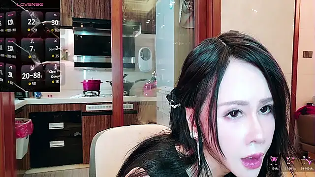 Snapshot of nuanuanbaobei chatting on June 2026 08:23:02 AM nuanuanbaobei online show from June 2026 08:23:02 AM