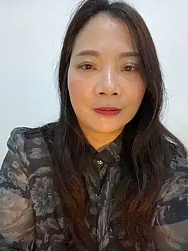 Snapshot of yu19988 chatting on April 2026 04:06:01 AM yu19988 online show from April 2026 04:06:01 AM