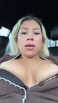 mxmxee online show from April 2026 02:32:02 PM