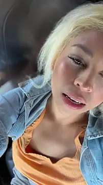 mxmxee online show from April 2026 01:31:02 PM