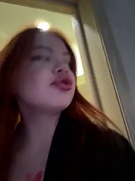 RedheadQueen  online show from March 2026 01:34:02 PM