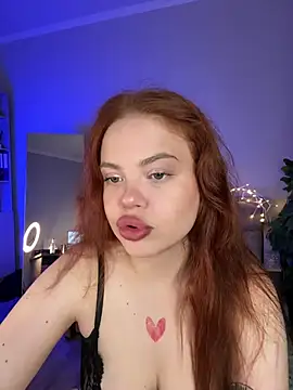 RedheadQueen  online show from March 2026 01:22:02 PM