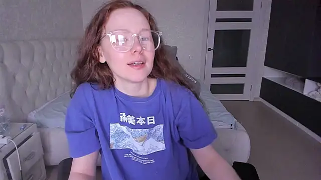 NikiCozy online show from March 2026 11:41:01 AM