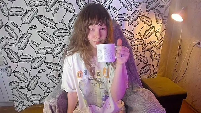 Snapshot of NikiCozy chatting on June 2026 01:22:01 AM NikiCozy online show from June 2026 01:22:01 AM